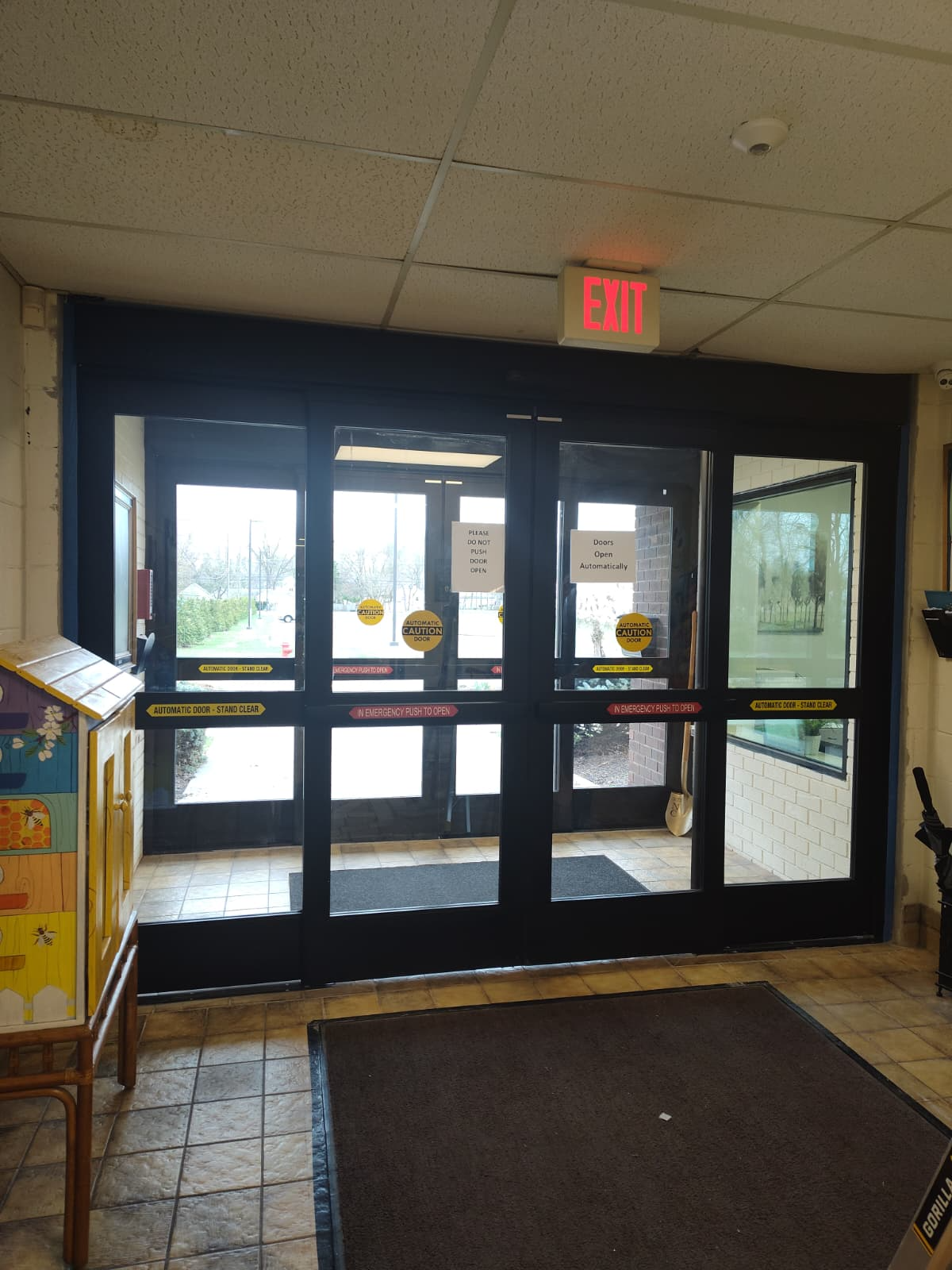 Sliding Door